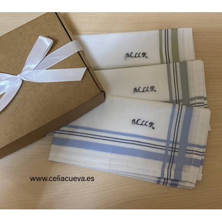 3 Pañuelos caballero iniciales o nombre