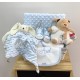 Canastilla 6 piezas: manta + dou dou + babero + capa de baño + peluche+ patuco artesano